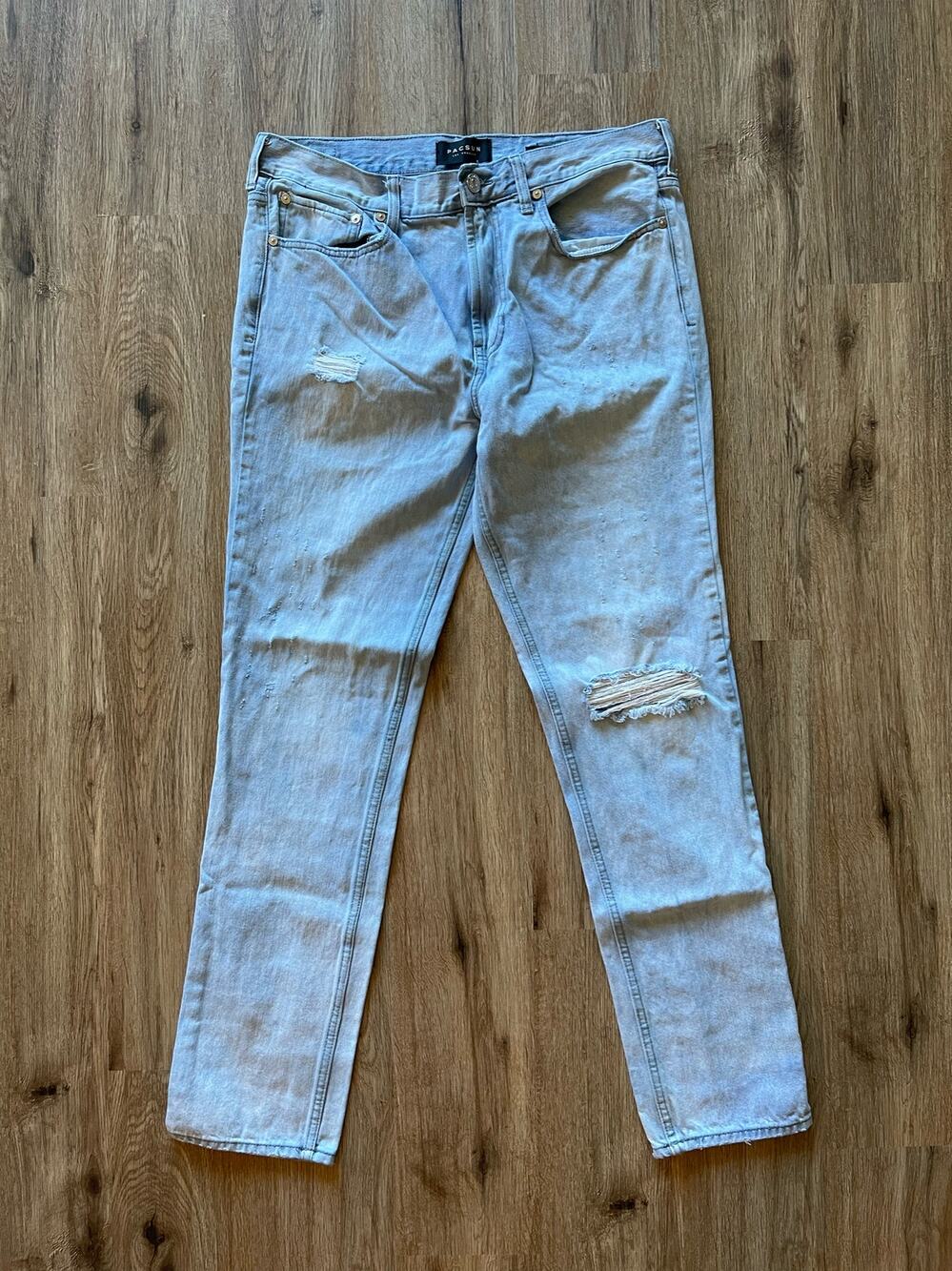 PacSun Light Wash Distressed Slim Jeans Size 34x32